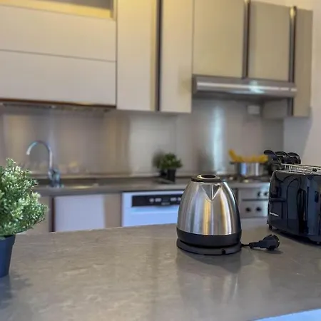 6 Posti - Fronte Mare Parcheggio Privato Ac Wifi By Wehostyou