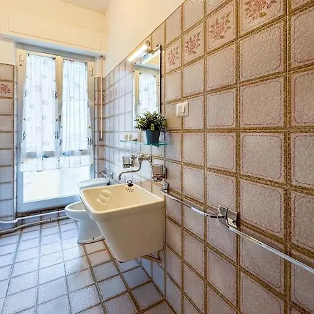 Apartment 6 Posti - Fronte Mare Parcheggio Privato Ac Wifi By Wehostyou *