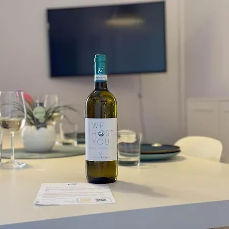 6 Posti - Fronte Mare Parcheggio Privato Ac Wifi By Wehostyou Apartment Civitanova Marche