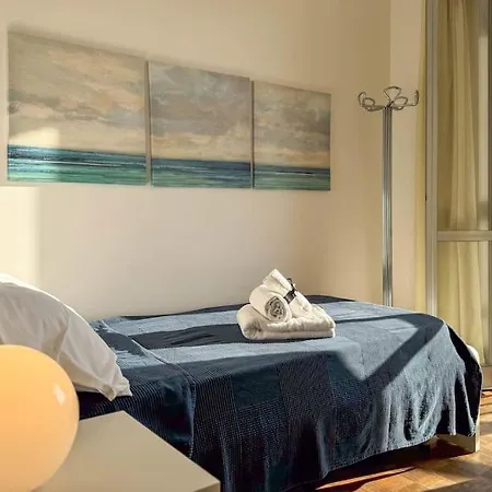 Apartamento 6 Posti - Fronte Mare Parcheggio Privato Ac Wifi By Wehostyou
